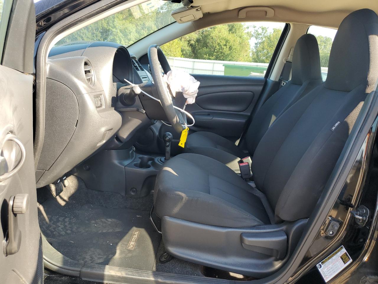 2017 Nissan Versa S VIN: 3N1CN7APXHL848925 Lot: 81182945