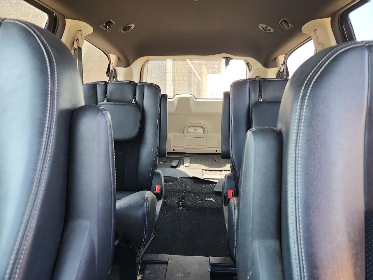 2018 Dodge Grand Caravan Sxt VIN: 2C4RDGCG1JR265742 Lot: 80634875