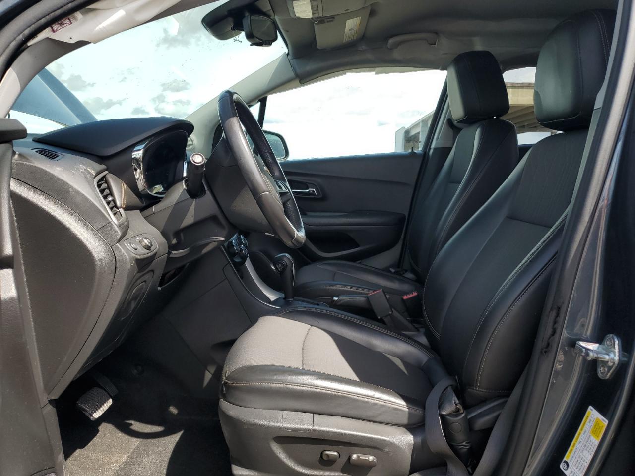 2022 Chevrolet Trax 1Lt VIN: KL7CJPSM5NB560303 Lot: 84602435