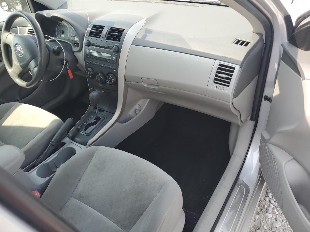 2009 Toyota Corolla Base VIN: 1NXBU40E29Z136793 Lot: 71868355