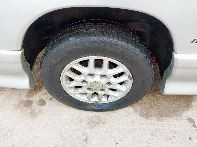 1999 NISSAN  