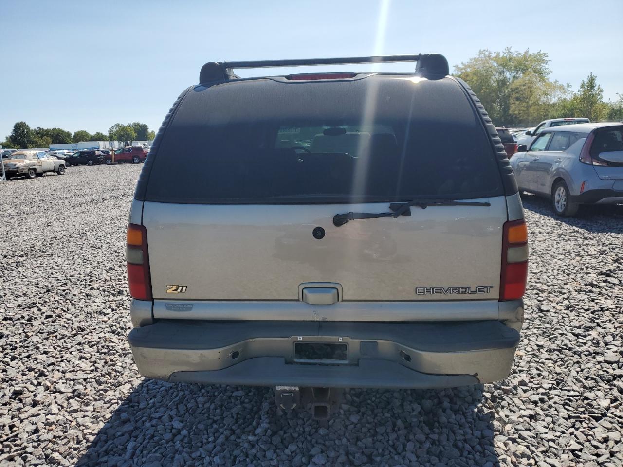 2003 Chevrolet Suburban K1500 VIN: 3GNFK16Z03G322807 Lot: 71780465