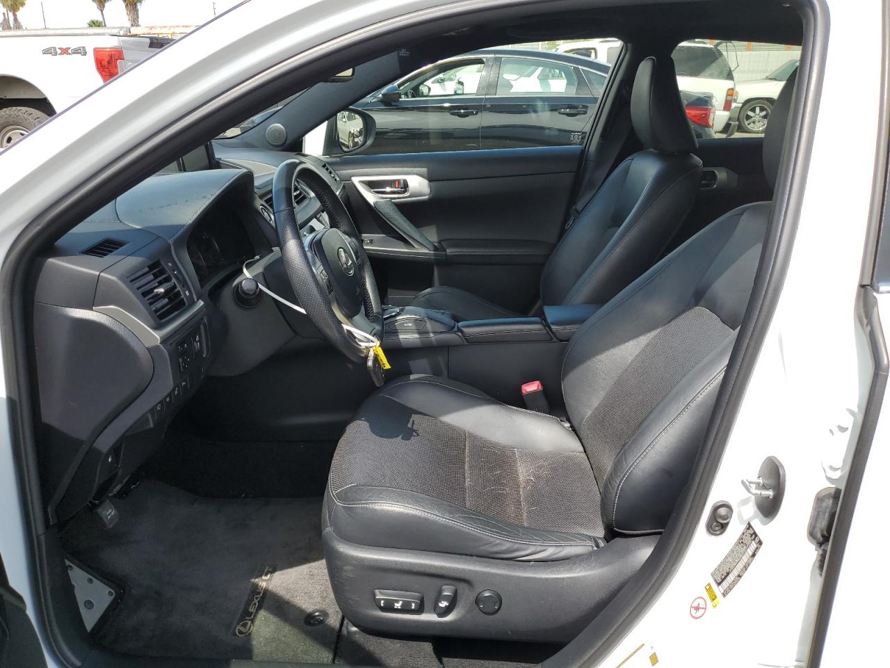 2013 Lexus Ct 200 VIN: JTHKD5BH9D2142370 Lot: 81263405
