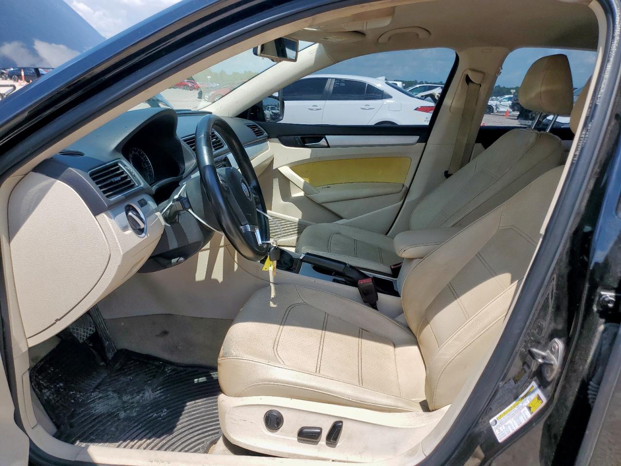 2013 Volkswagen Passat Se VIN: 1VWBP7A33DC125016 Lot: 71271465