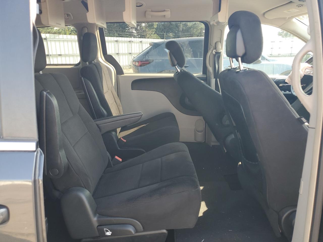 2011 Chrysler Town & Country Touring VIN: 2A4RR5DG6BR733335 Lot: 71878765