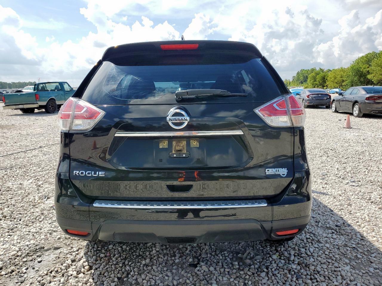 2016 Nissan Rogue S VIN: JN8AT2MTXGW013488 Lot: 83933345
