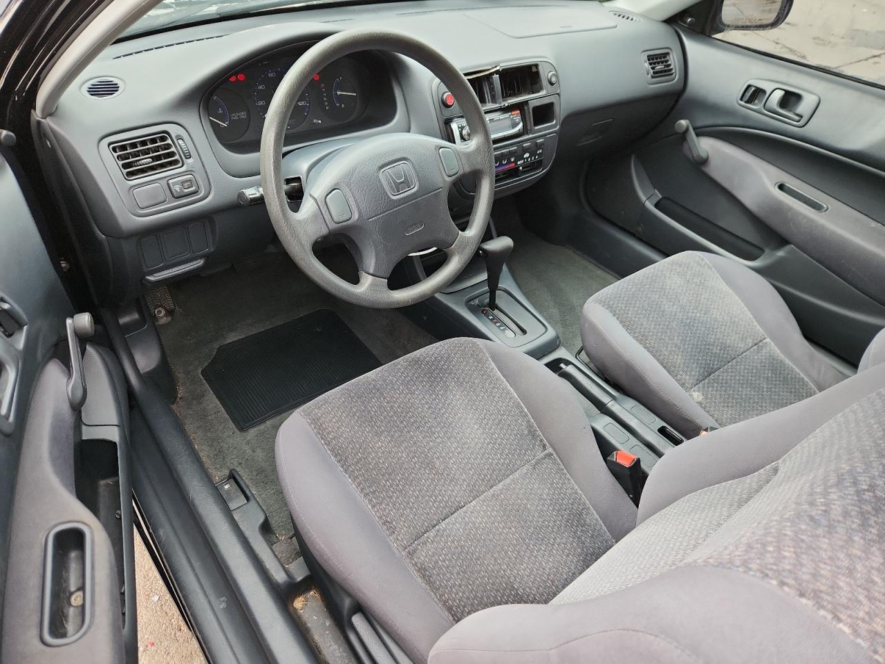 1998 Honda Civic Dx VIN: 2HGEJ644XWH114080 Lot: 81523465