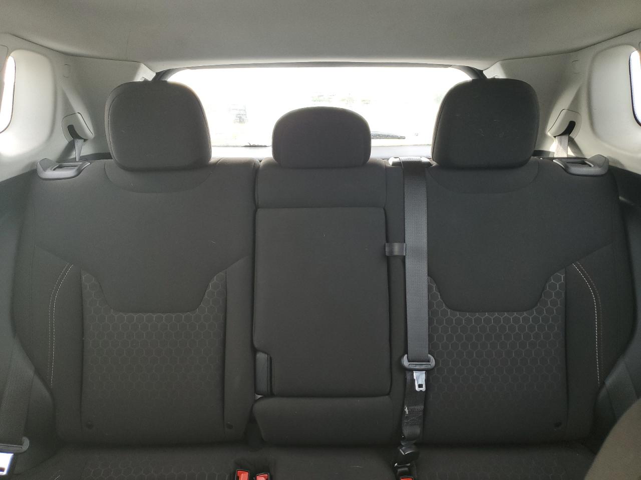 2020 Jeep Compass Sport VIN: 3C4NJCAB9LT253104 Lot: 80585765