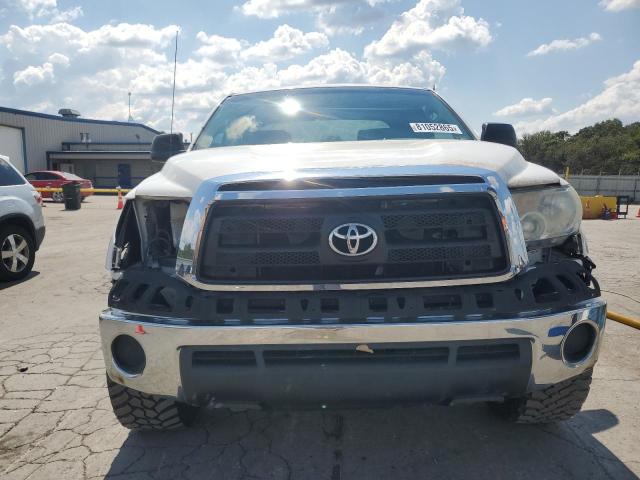 Pickups TOYOTA TUNDRA 2013 White