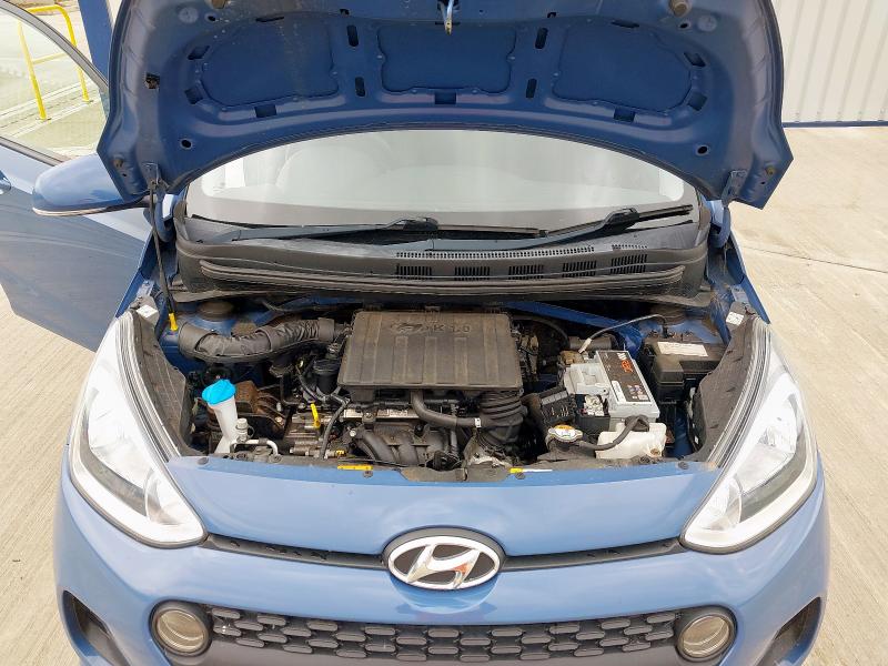 2017 HYUNDAI I10 SE