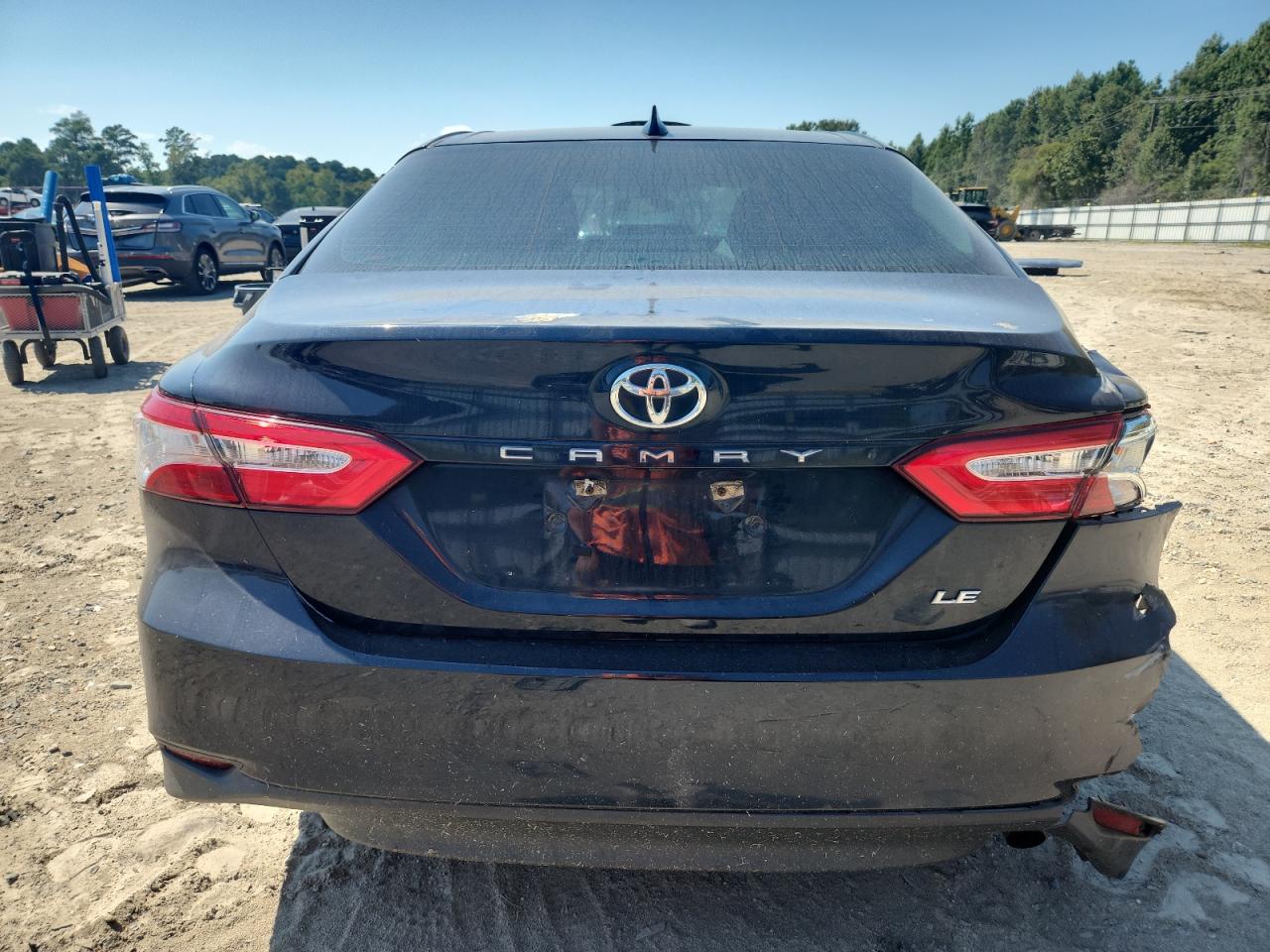 2019 Toyota Camry L VIN: 4T1B11HK2KU696465 Lot: 71448035