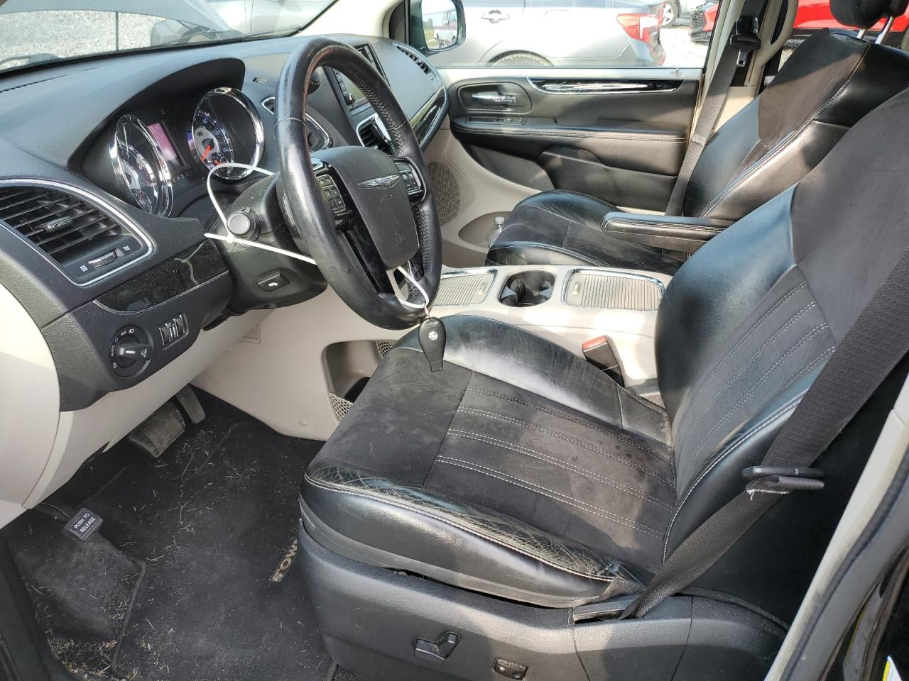 2014 Chrysler Town & Country Touring L VIN: 2C4RC1CG6ER341266 Lot: 80299995