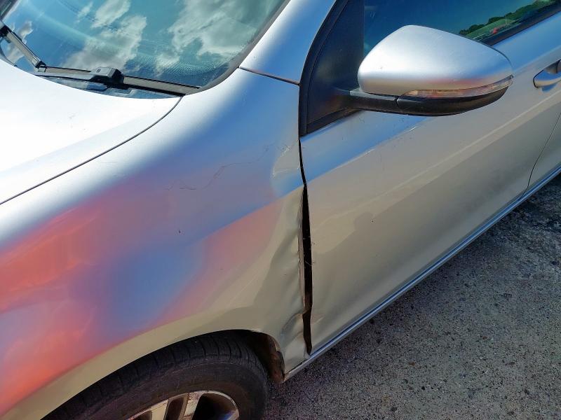 2009 VOLKSWAGEN GOLF SE TDI S-A 