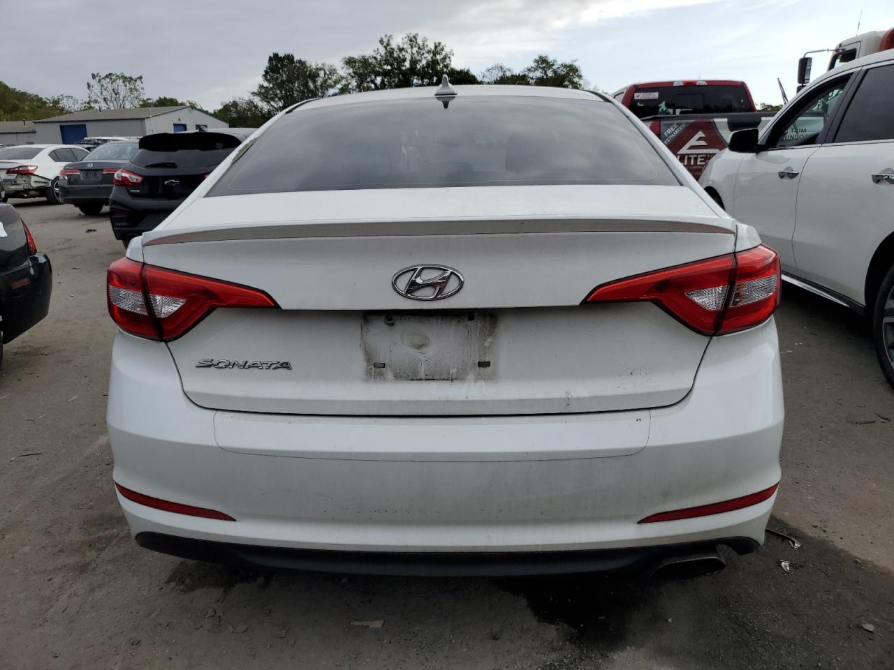 2016 Hyundai Sonata Se VIN: 5NPE24AF2GH427932 Lot: 81314195