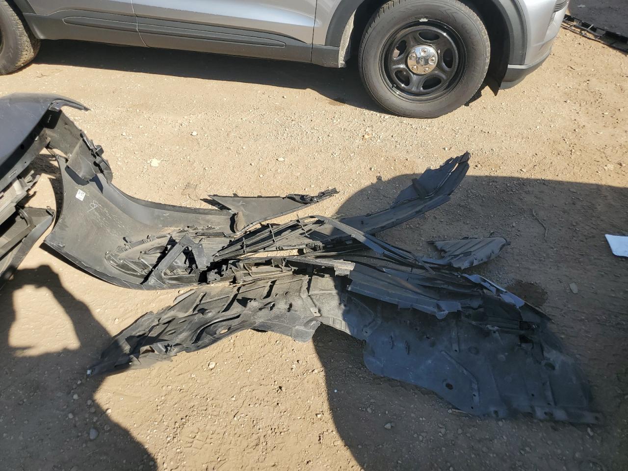 2023 Toyota Camry Le VIN: 4T1C11AKXPU807592 Lot: 81694875