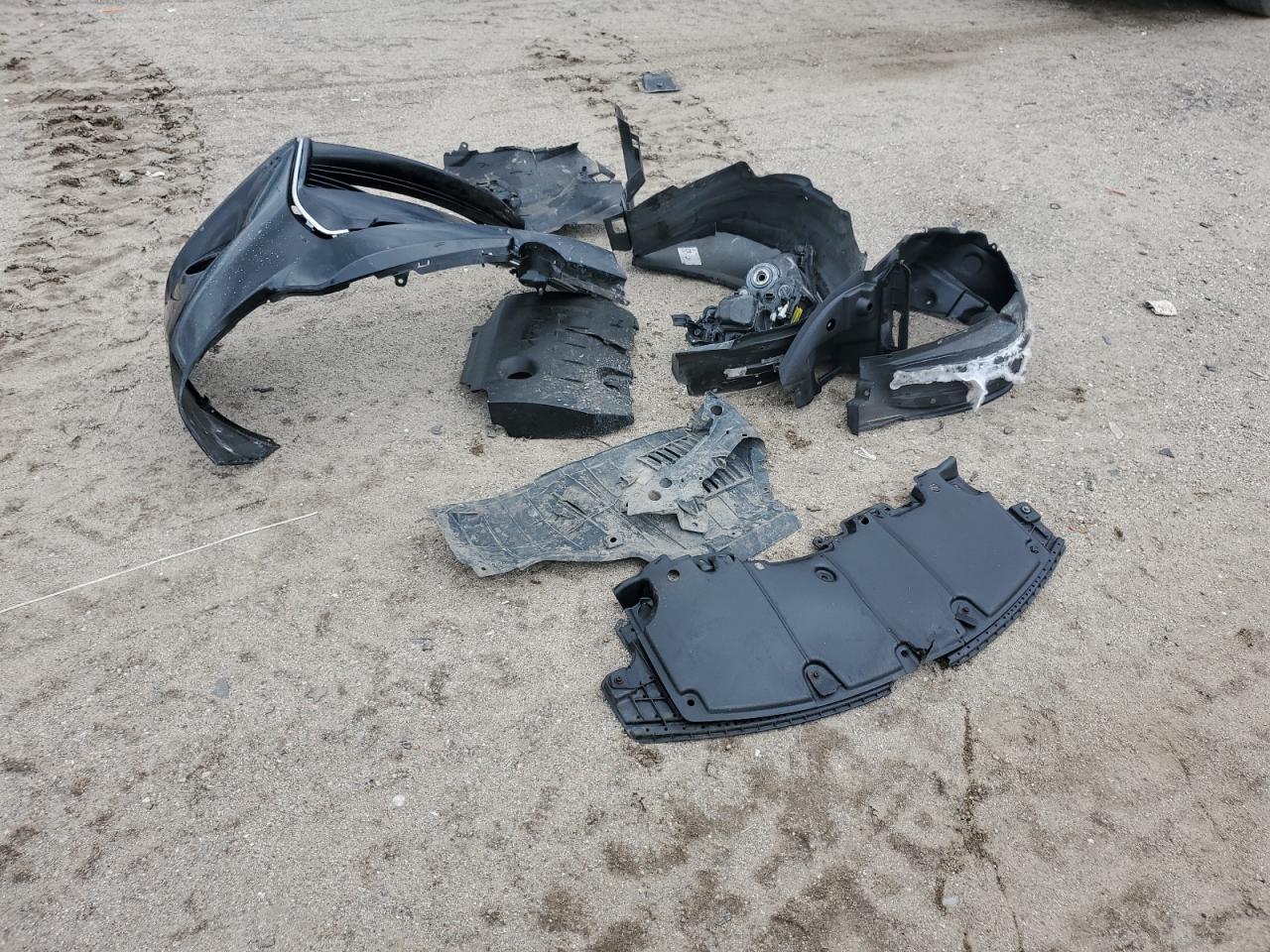 2015 Toyota Corolla L VIN: 2T1BURHE3FC297927 Lot: 84438655