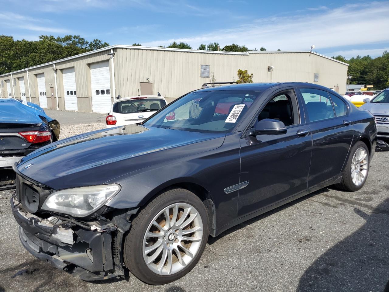 2013 BMW 750 Xi
