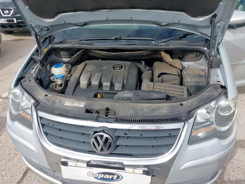 2010 VOLKSWAGEN TOURAN MATCH TDI 