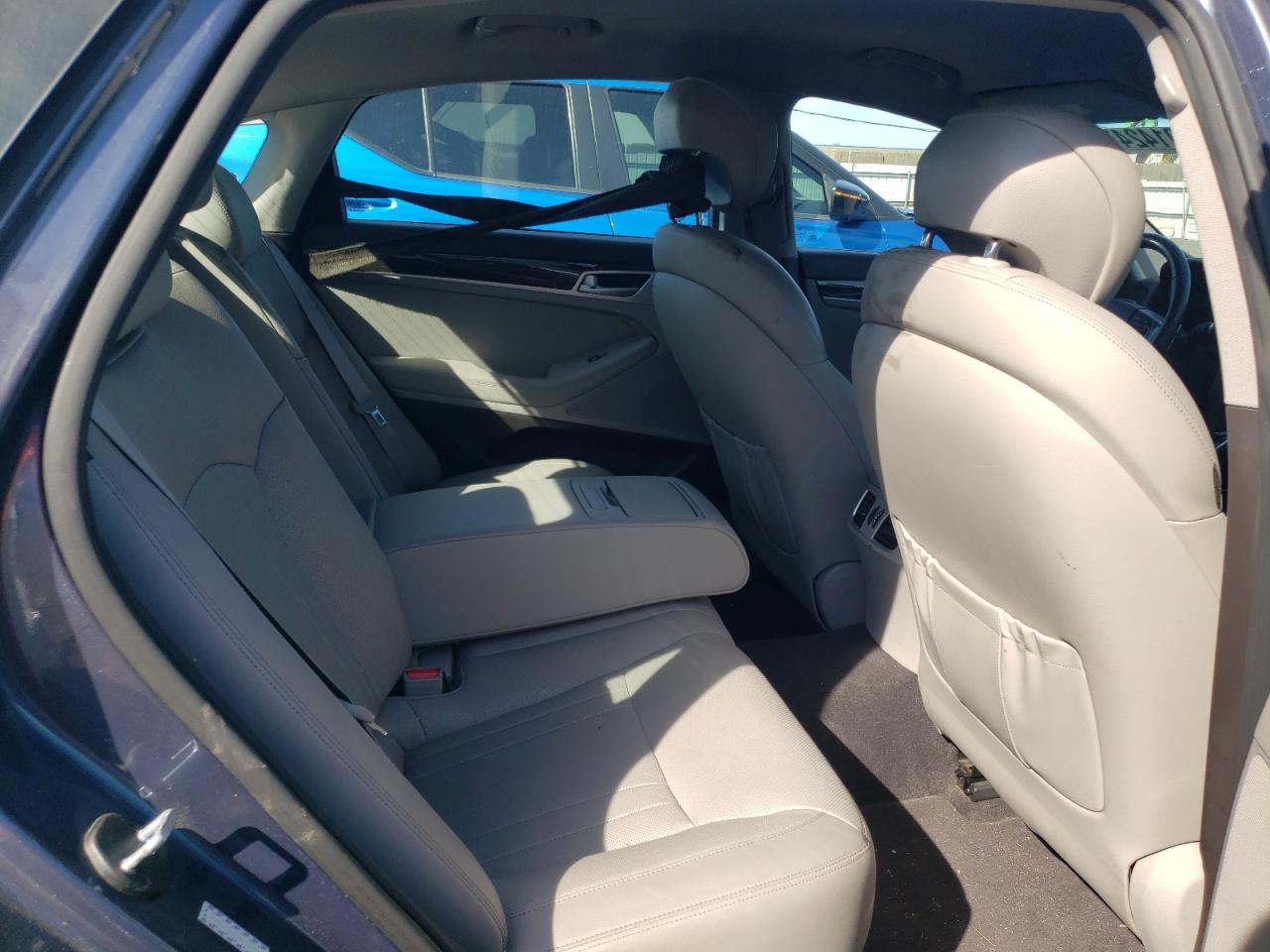 2016 Hyundai Genesis 3.8L VIN: KMHGN4JE4GU112994 Lot: 80142475