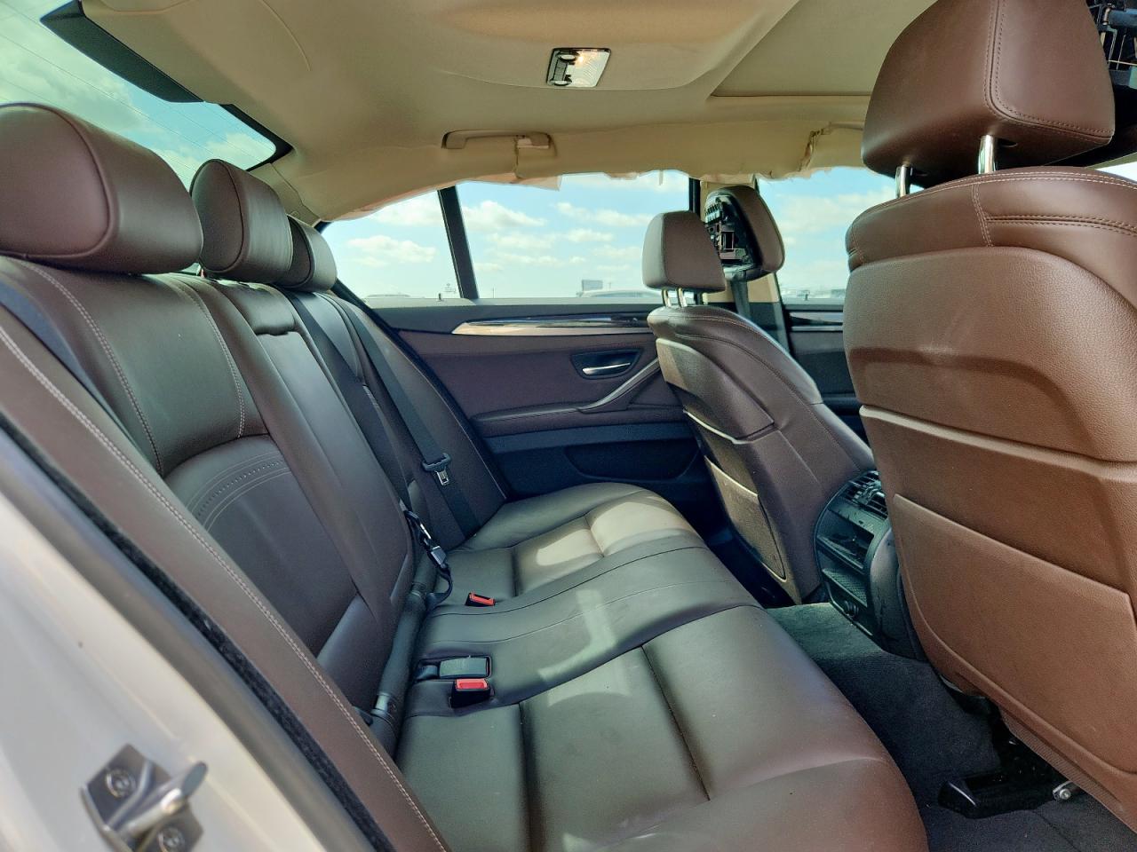 2014 BMW 535 D VIN: WBAXA5C58ED689752 Lot: 81325775