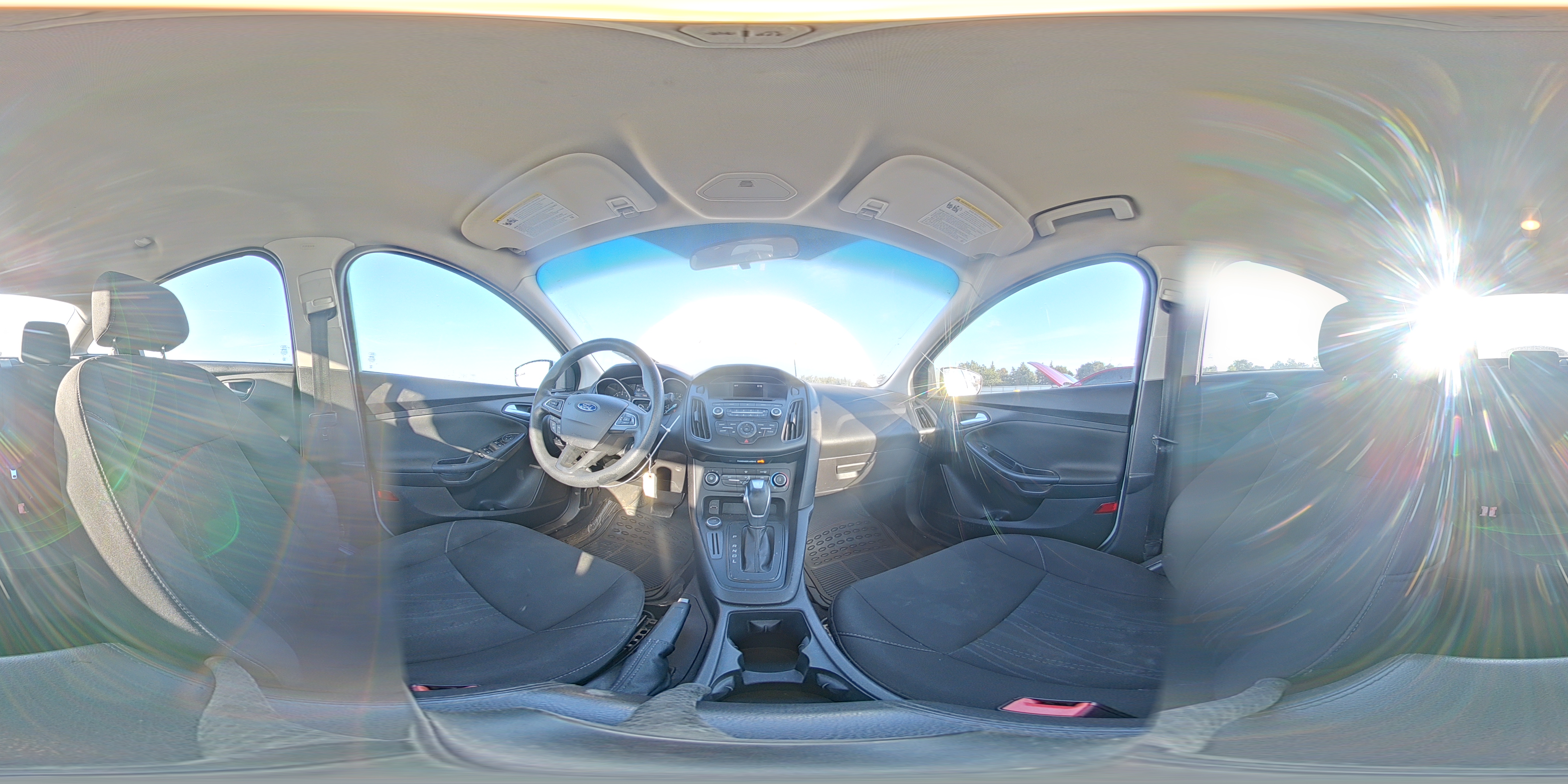 2015 Ford Focus Se VIN: 1FADP3F2XFL289456 Lot: 81006565