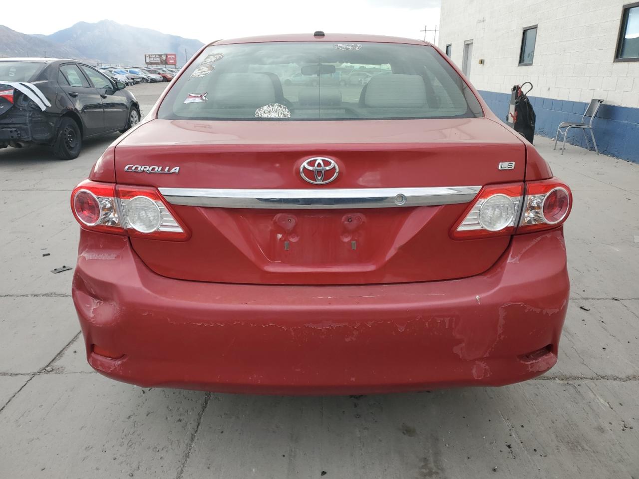 2011 Toyota Corolla Base VIN: JTDBU4EE4BJ101323 Lot: 84584445