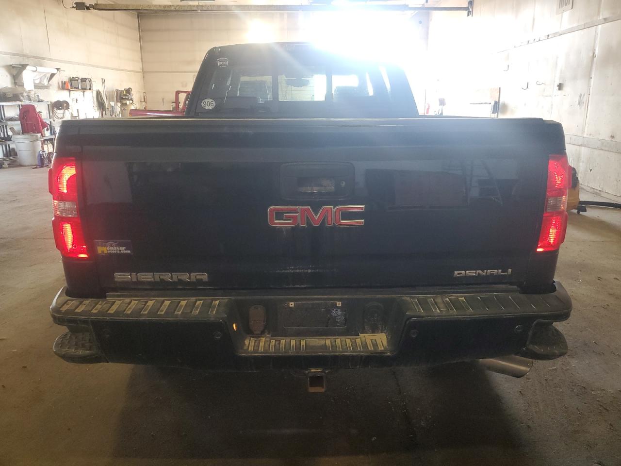 2015 GMC Sierra K1500 Denali VIN: 3GTU2WEC1FG113607 Lot: 81802215