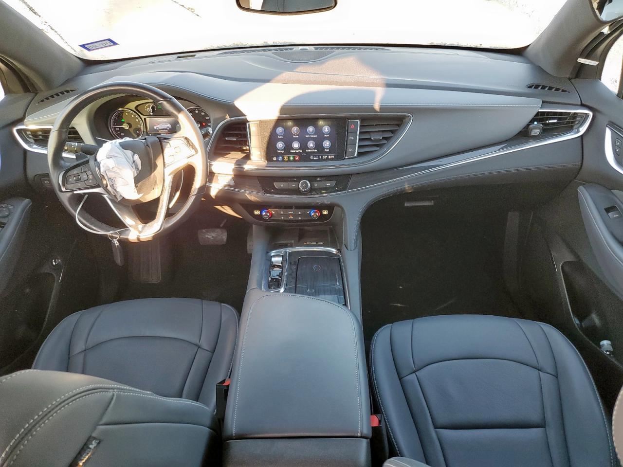 2023 Buick Enclave Essence VIN: 5GAERBKW3PJ261556 Lot: 84221405