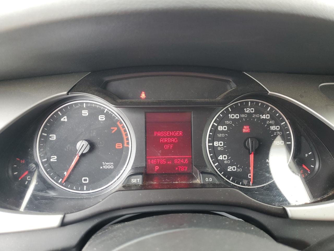 2010 Audi A4 Premium Plus VIN: WAUFFAFLXAN061289 Lot: 81941095