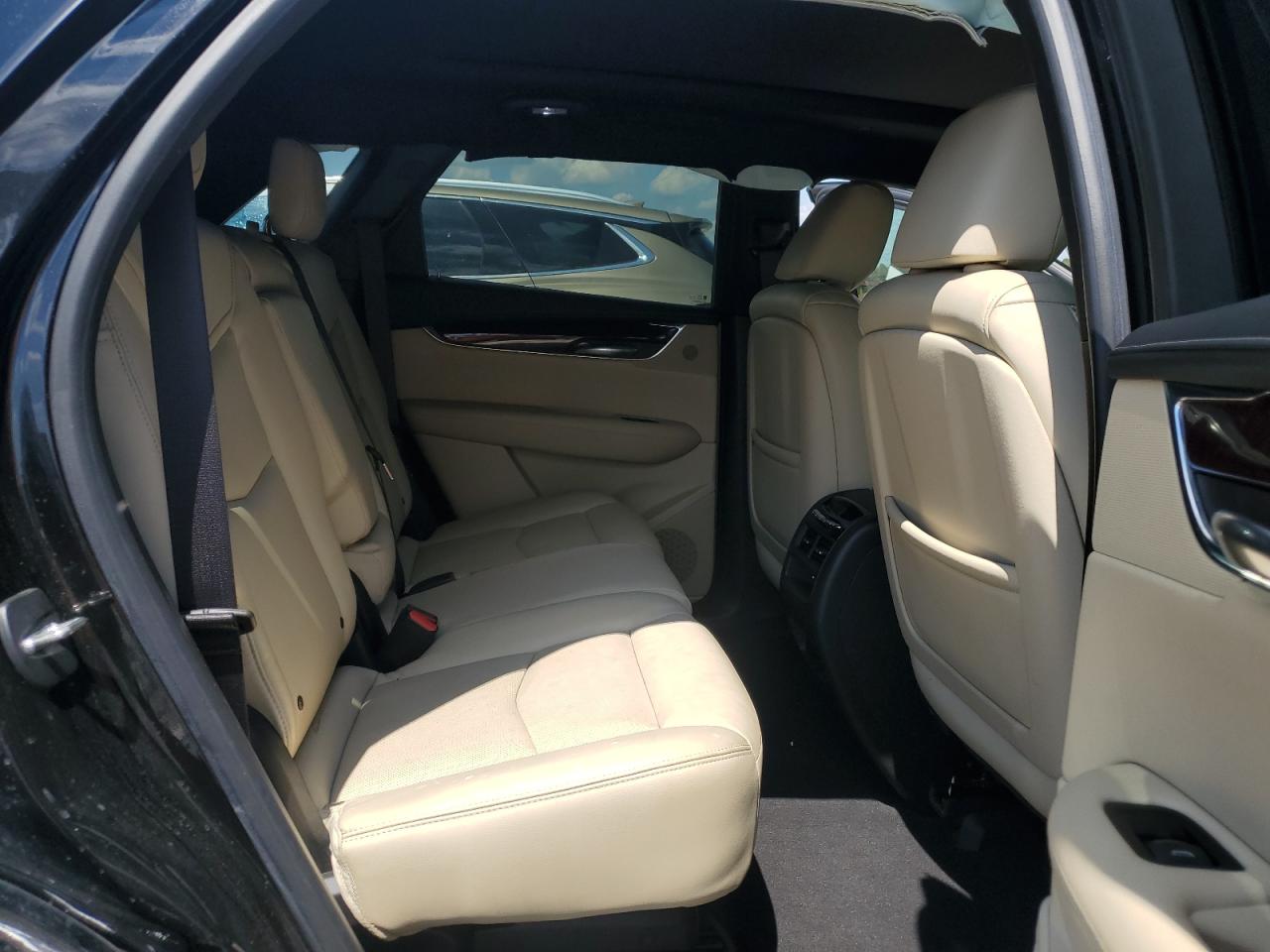 2017 Cadillac Xt5 Premium Luxury VIN: 1GYKNCRS3HZ279073 Lot: 71407305