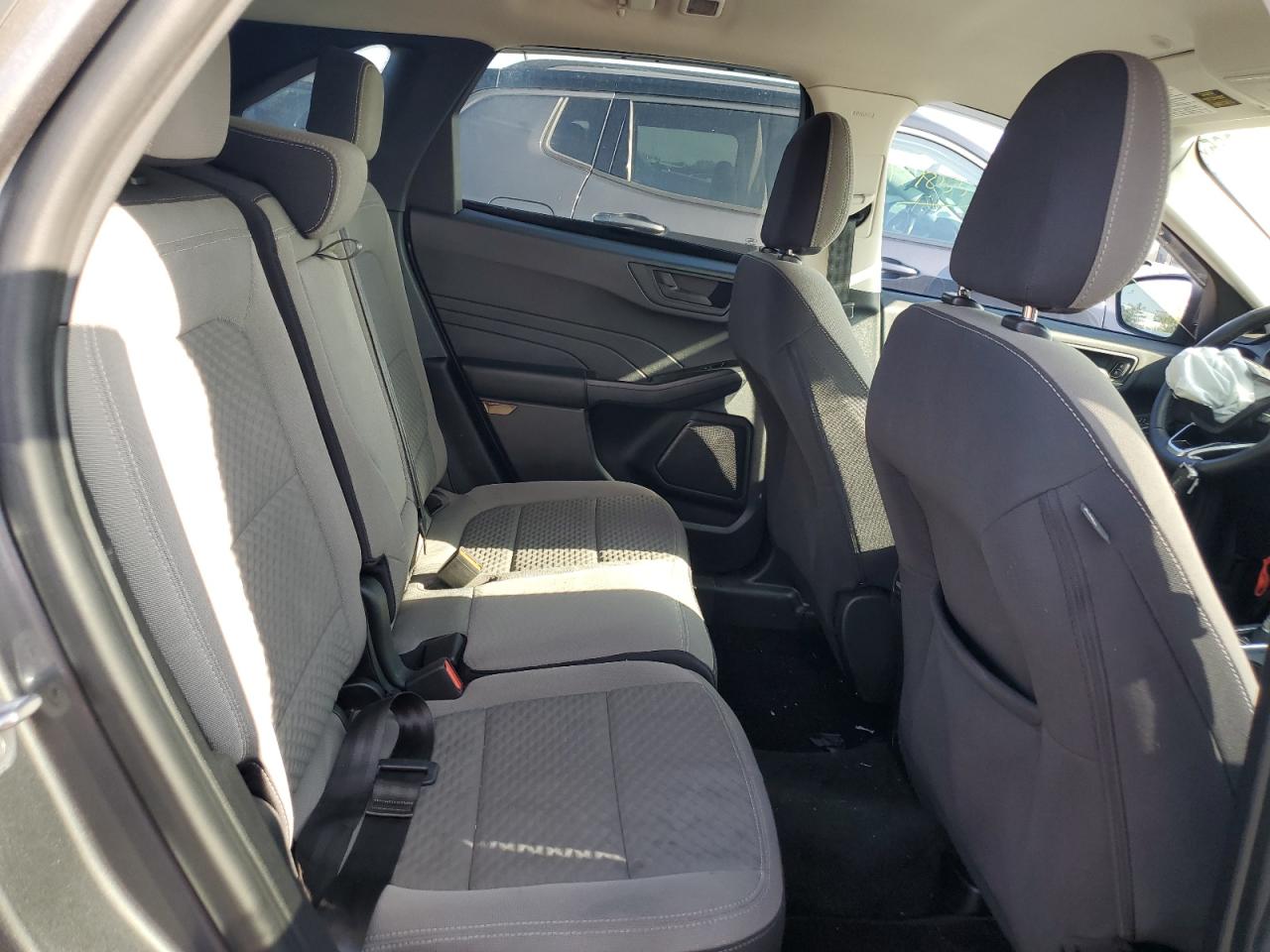 2022 Ford Escape Se VIN: 1FMCU0G60NUB39343 Lot: 81304965