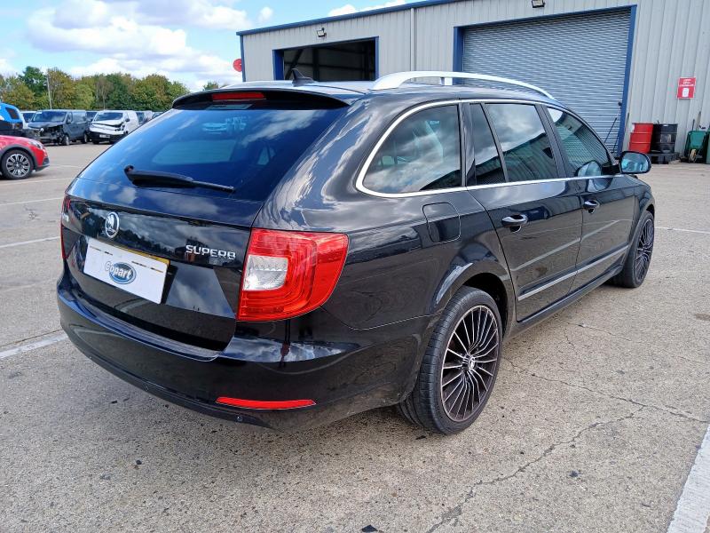 2014 SKODA SUPERB ELEGANCE TDI CR S- 