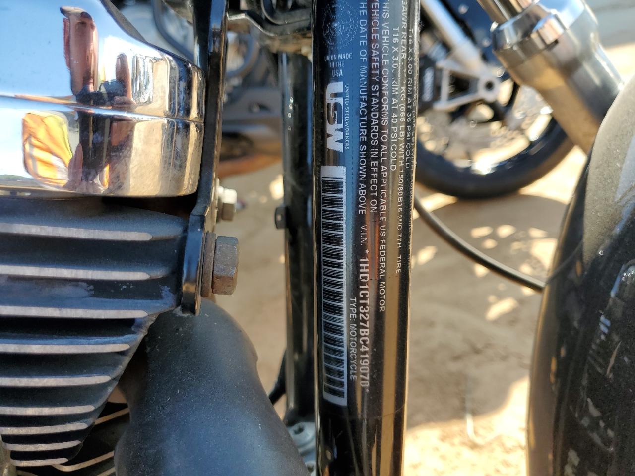 2011 Harley-Davidson Xlh1200 C VIN: 1HD1CT327BC419070 Lot: 81027865