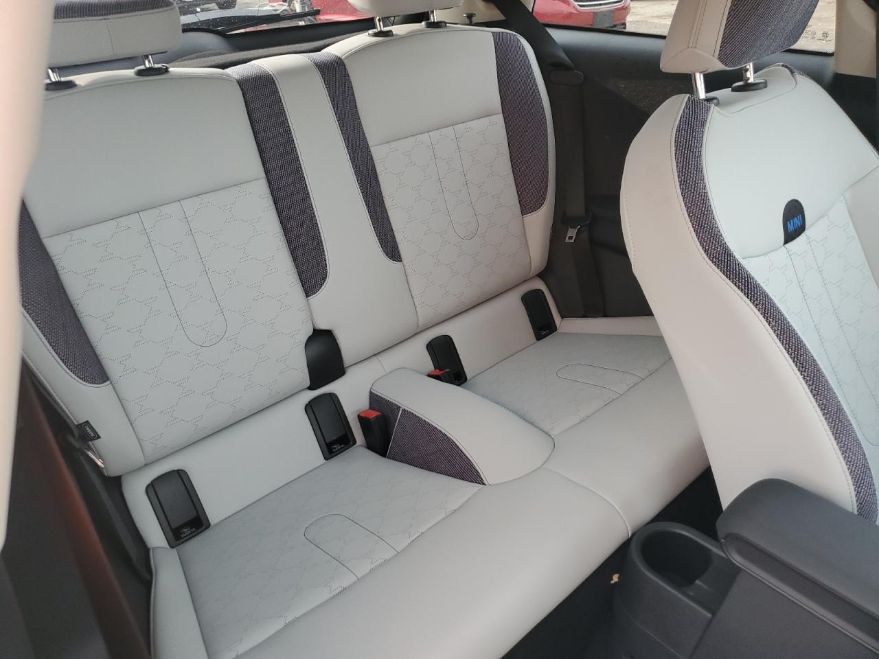 2025 Mini Cooper S VIN: WMW23GD07S2W28841 Lot: 81201575