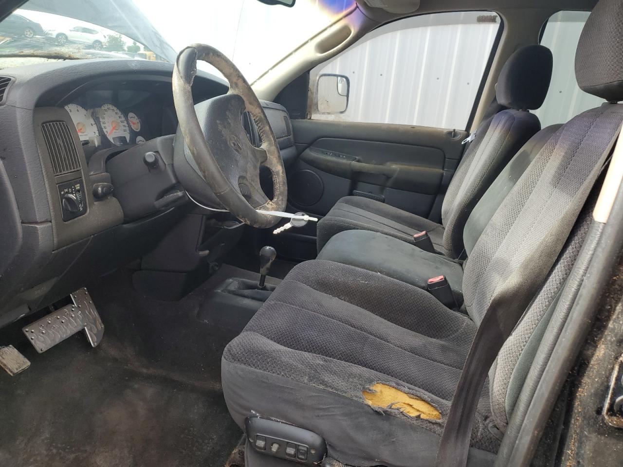 2002 Dodge Ram 1500 VIN: 1D7HU18NX2S575720 Lot: 80094435