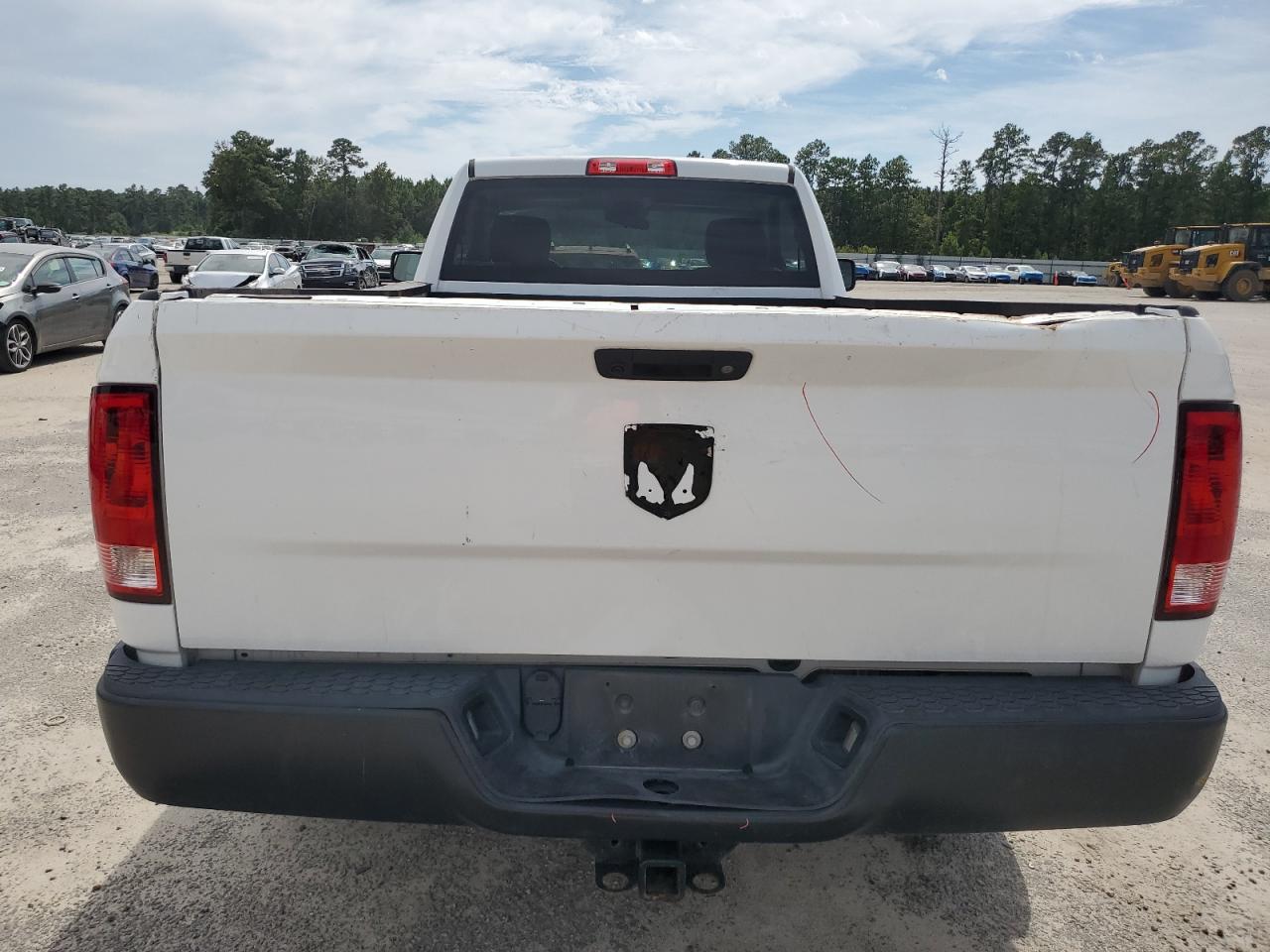 2021 Ram 1500 Classic Tradesman VIN: 3C6JR6DG2MG574113 Lot: 71918905