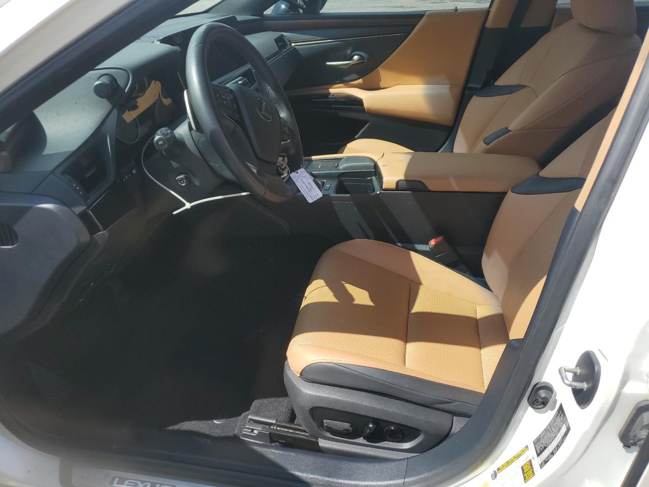 2022 Lexus Es 350 Base VIN: 58ADZ1B11NU117996 Lot: 83841345