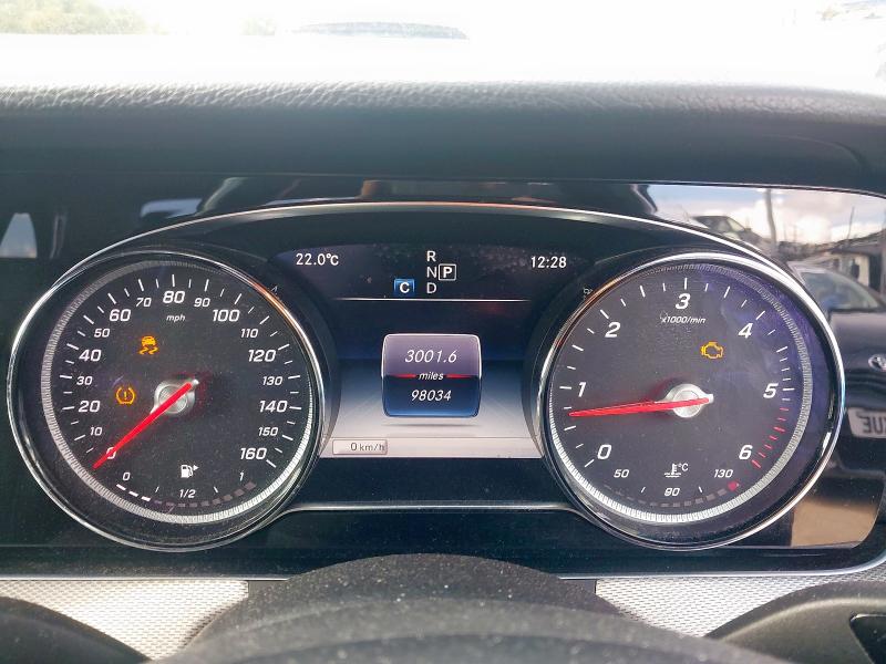 2016 MERCEDES-BENZ E CLASS E220D SE 4DR 9G-TRONIC