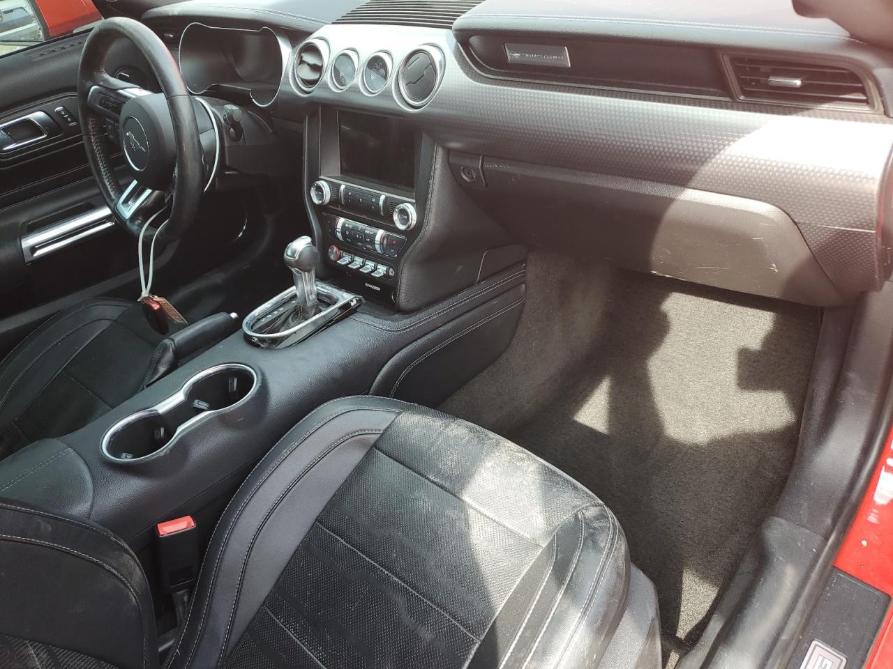 2018 Ford Mustang VIN: 1FA6P8TH2J5106160 Lot: 84225445