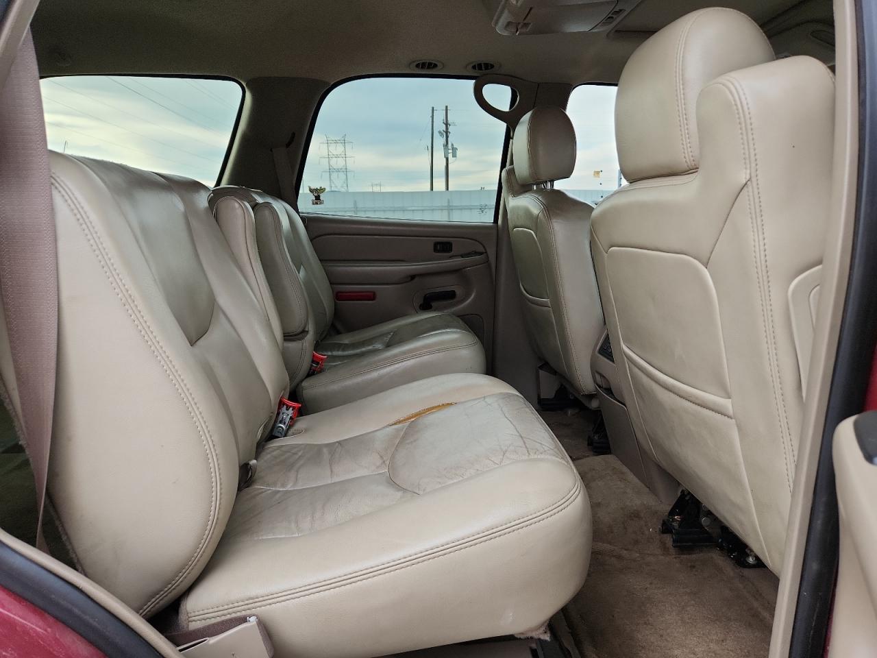 2005 Chevrolet Tahoe K1500 VIN: 1GNEK13T35R250256 Lot: 81262265