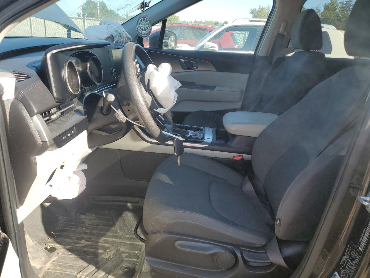 2022 Kia Carnival Lx VIN: KNDNB5H3XN6105953 Lot: 70767435
