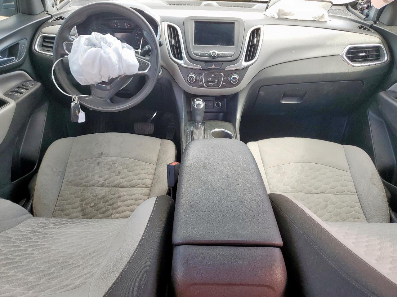 2019 Chevrolet Equinox Ls VIN: 3GNAXHEV5KS522399 Lot: 82136105