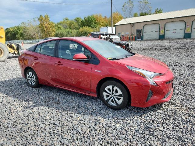  TOYOTA PRIUS 2016 Красный