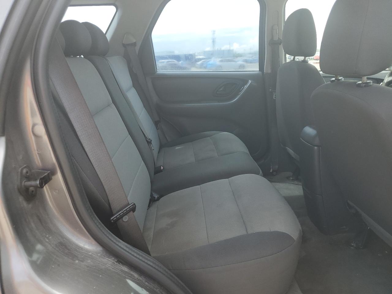 2006 Ford Escape Xls VIN: 1FMYU02Z26KC35818 Lot: 83855495