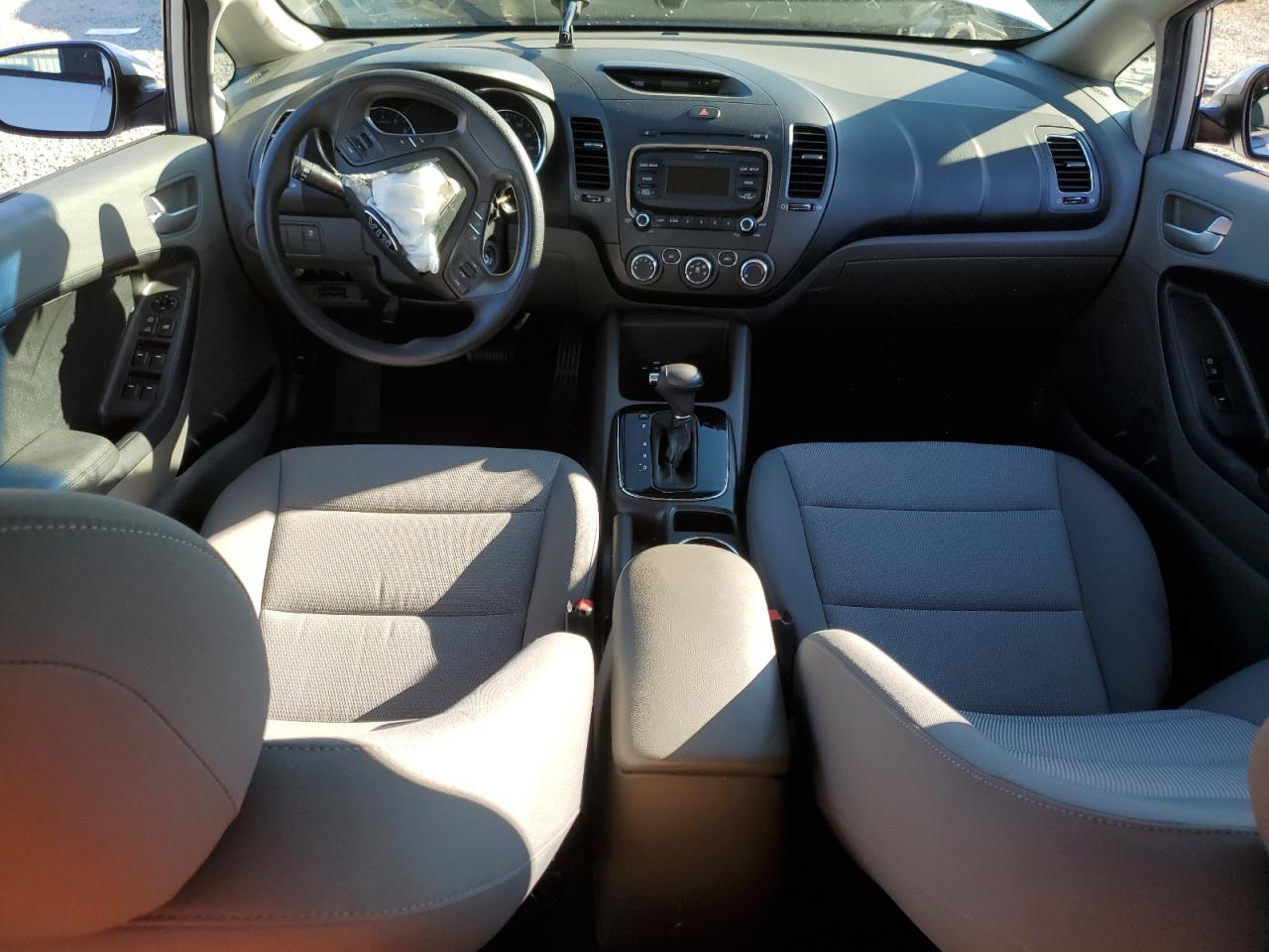 2017 Kia Forte Lx VIN: 3KPFK4A71HE075199 Lot: 81711555