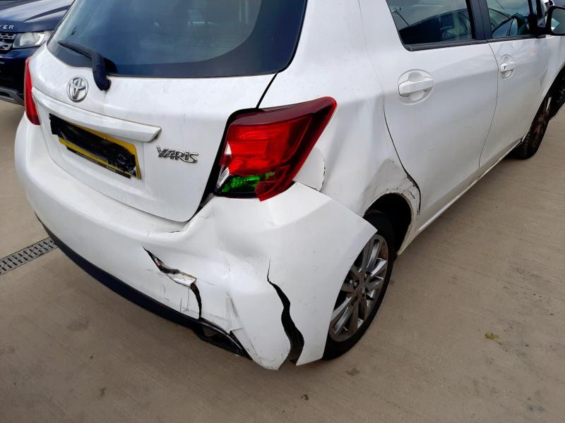 2015 TOYOTA YARIS ICON VVT-I 