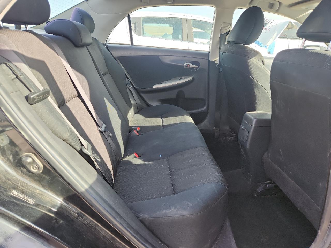 2011 Toyota Corolla Base VIN: 2T1BU4EE3BC747593 Lot: 82111715