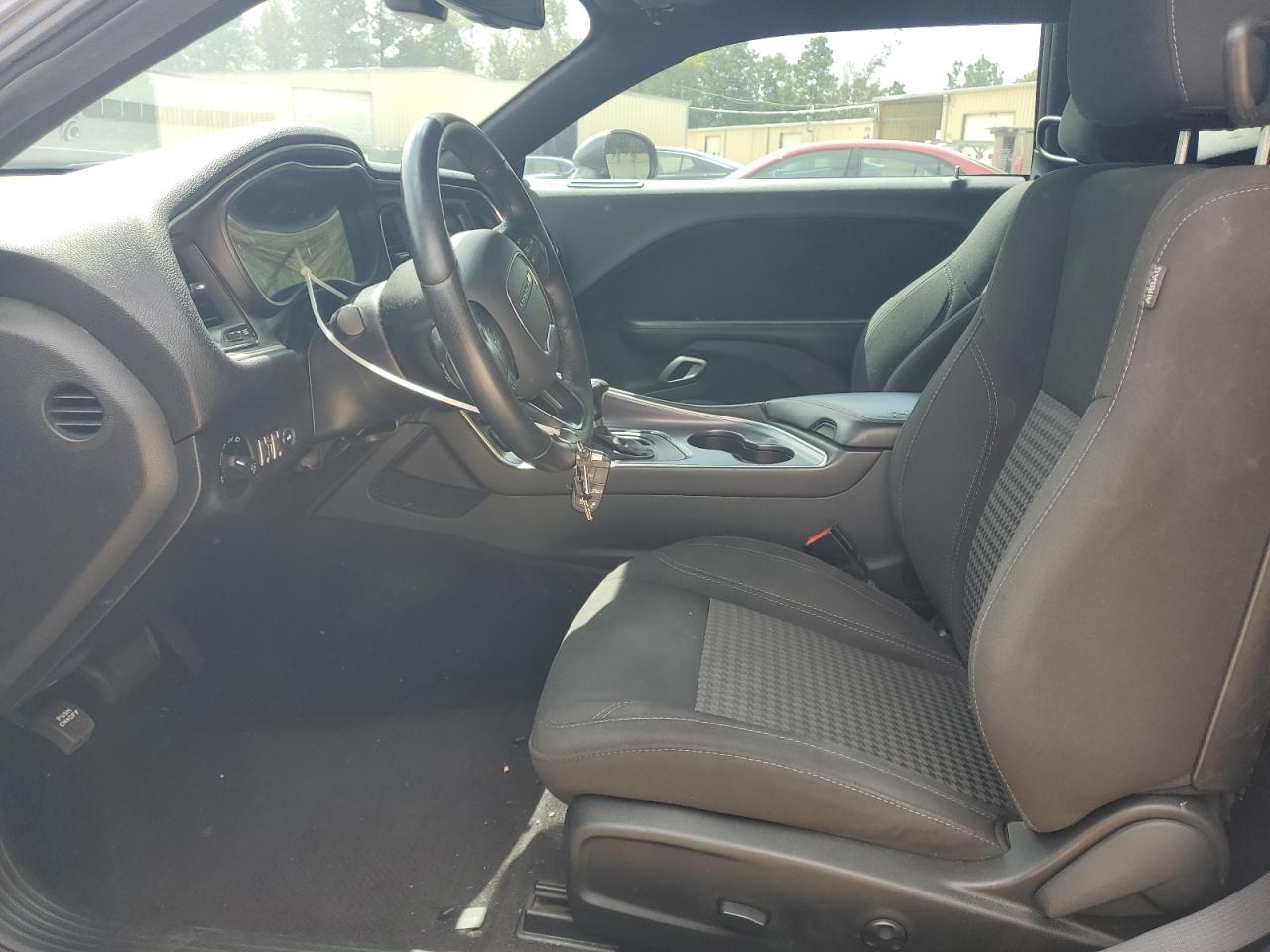 2016 Dodge Challenger Sxt VIN: 2C3CDZAG4GH131492 Lot: 72030045