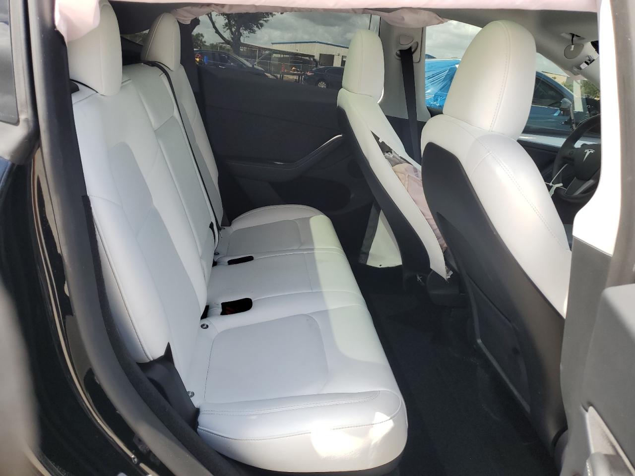 2024 Tesla Model Y VIN: 7SAYGDEF1RA304651 Lot: 71486785