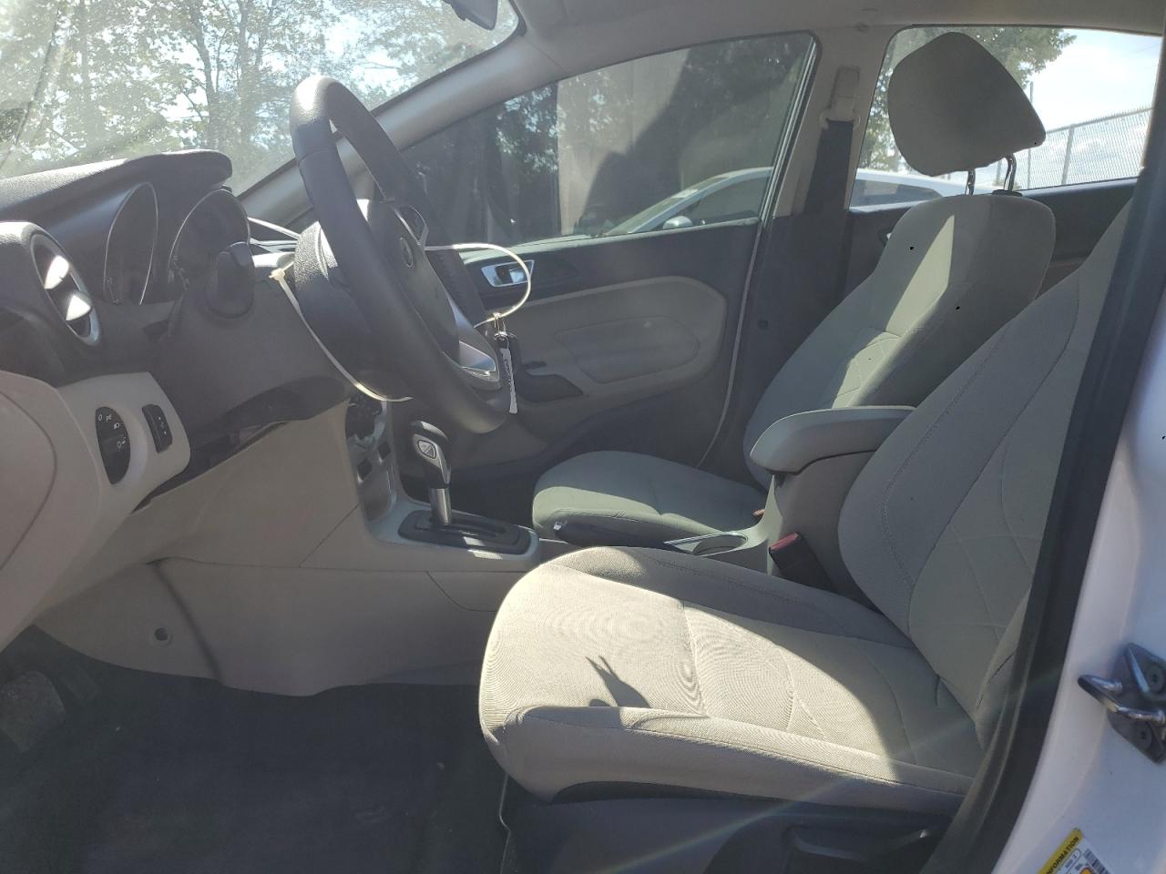 2015 Ford Fiesta Se VIN: 3FADP4BJ7FM158616 Lot: 71101625